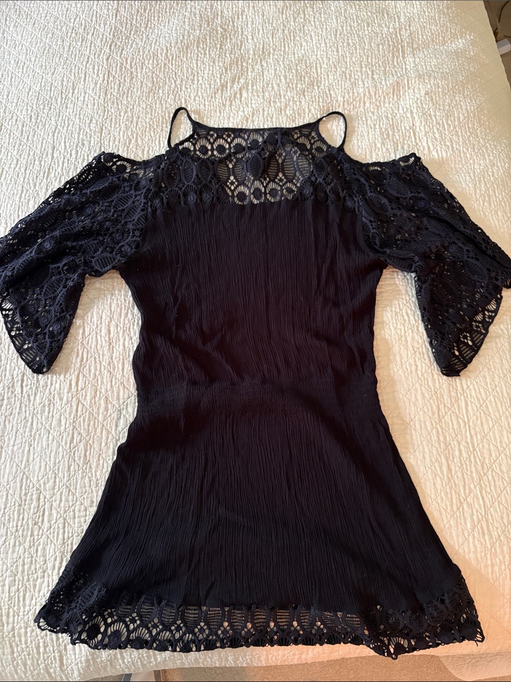 BECCA Black Crochet-Trim Cold-Shoulder Swim Coverup Sz. M